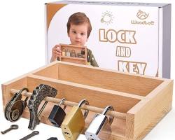Montessori lock and key materials